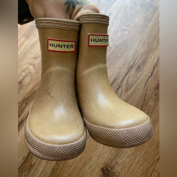 Hunter Boots - Picture 2 of 6